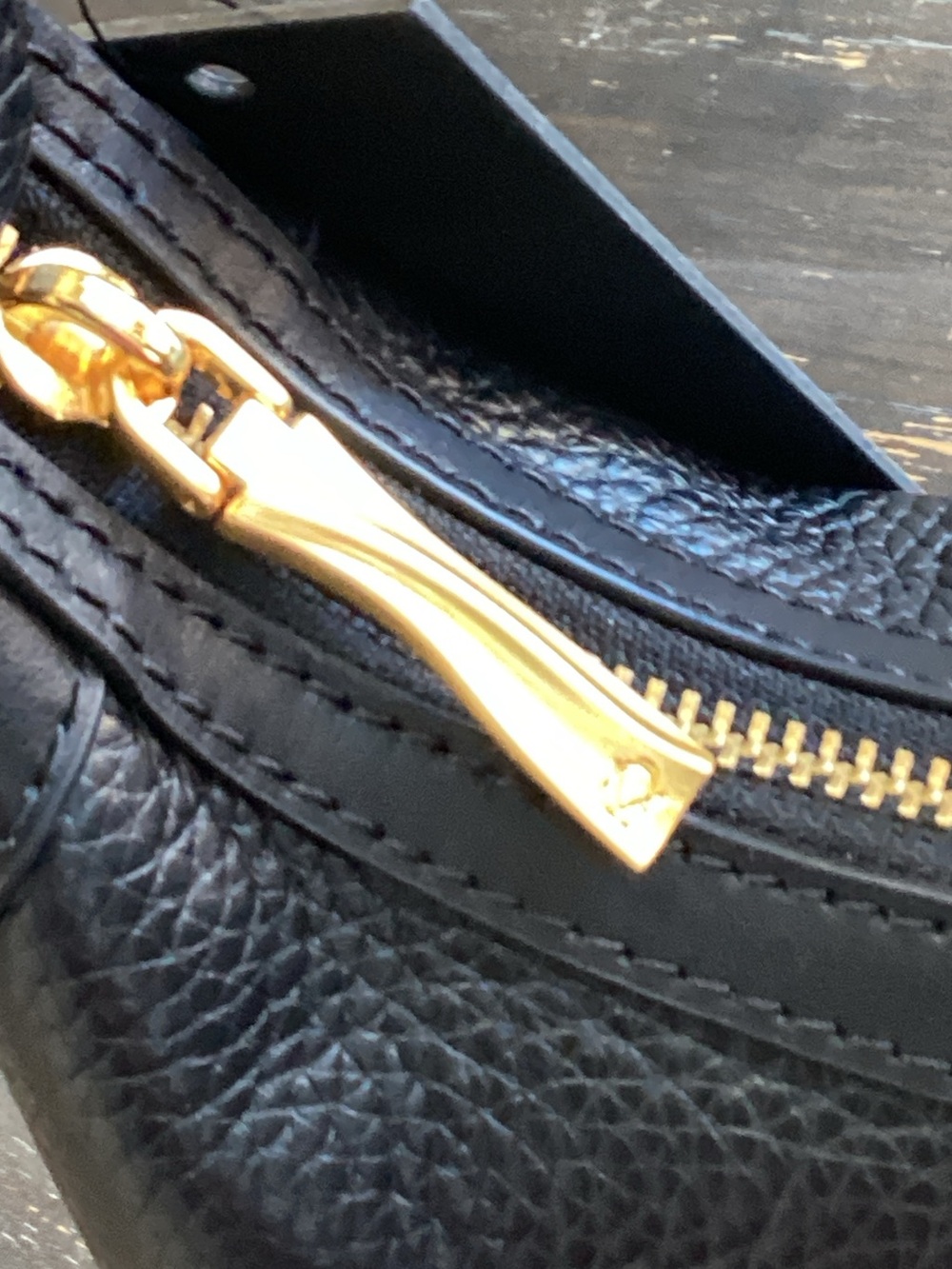Donna Karan the Serge Black Pebble Leather Crescent Shoulder Bag - Picture 6 of 10